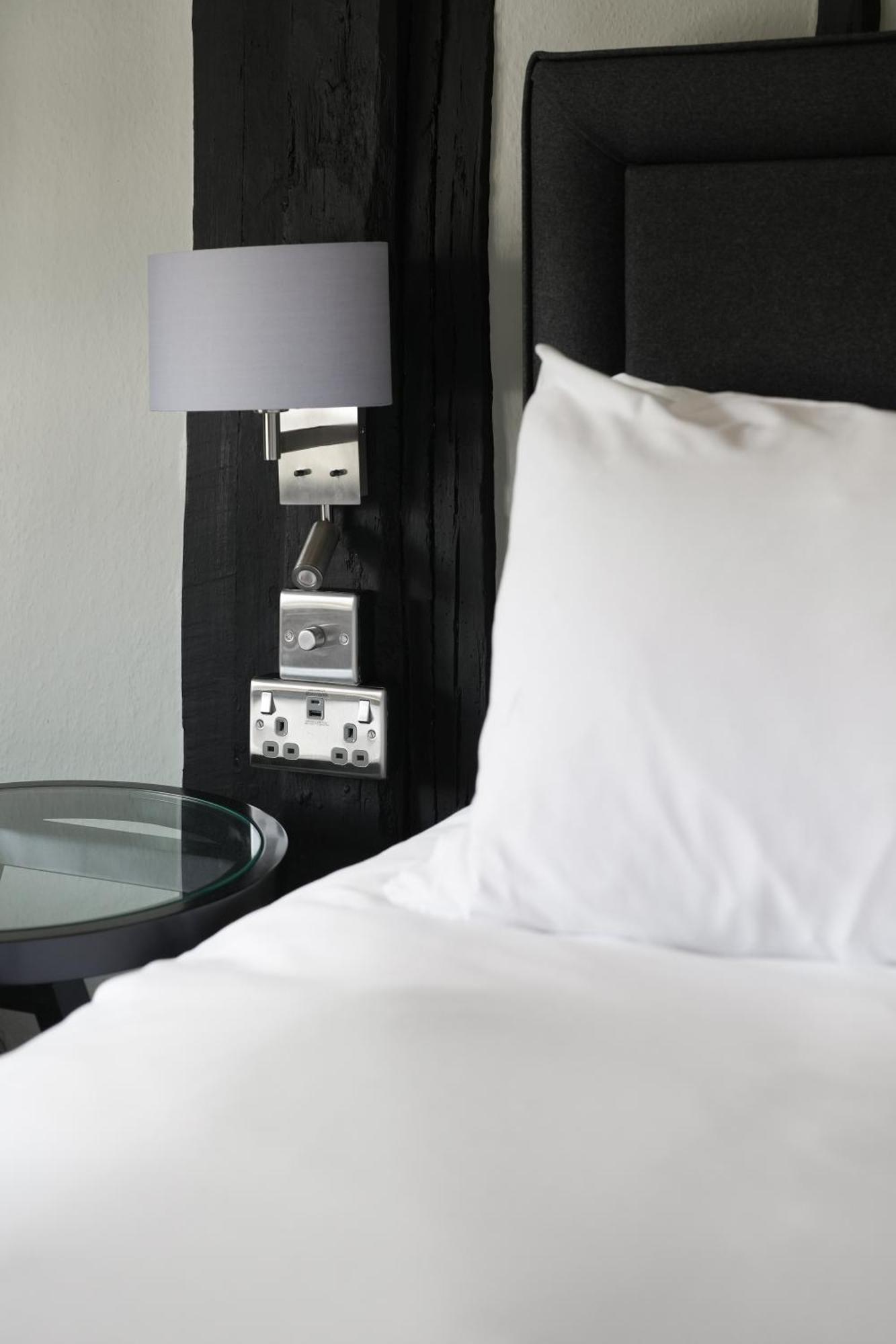 The Windmill Otel Maidstone Dış mekan fotoğraf