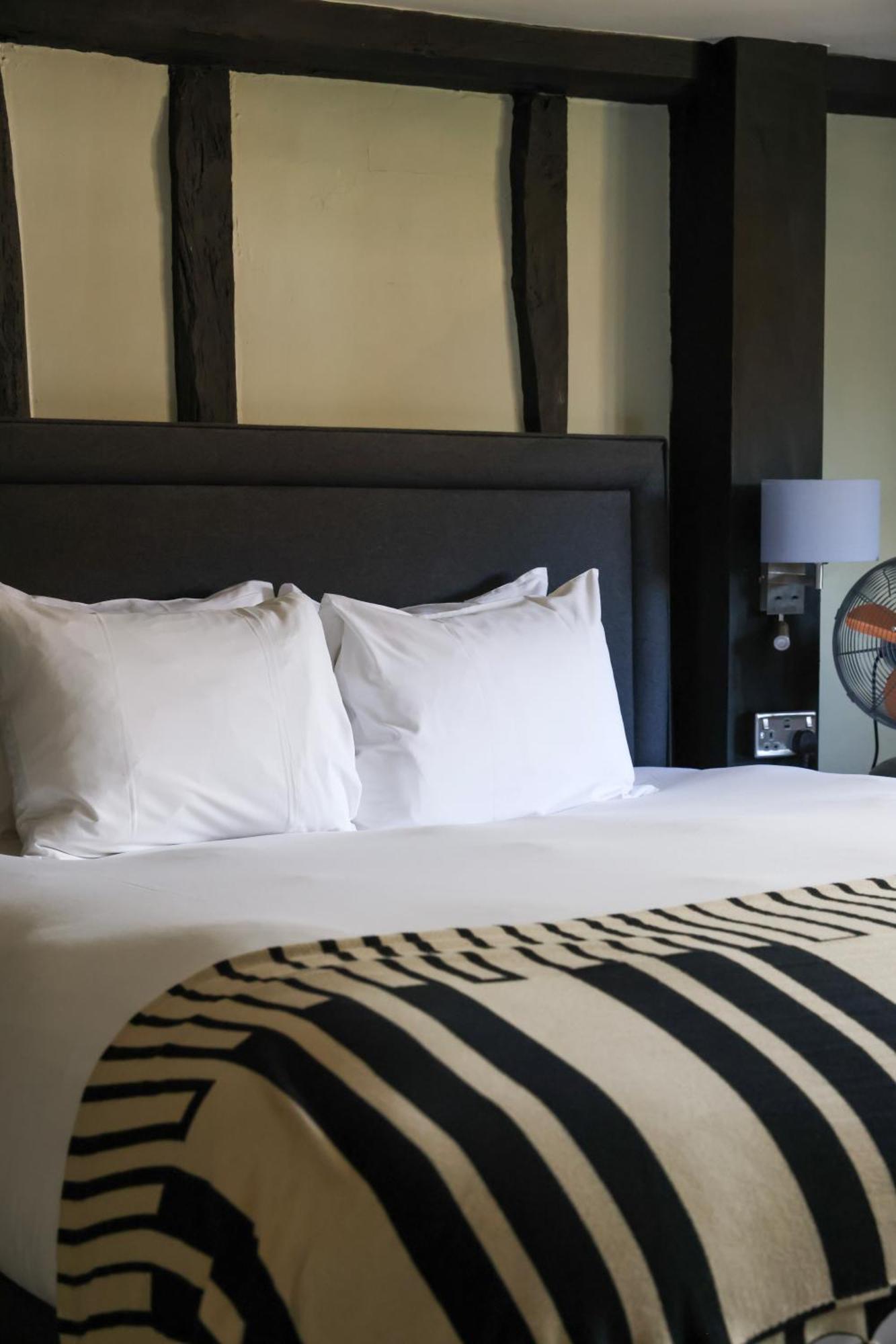 The Windmill Otel Maidstone Dış mekan fotoğraf
